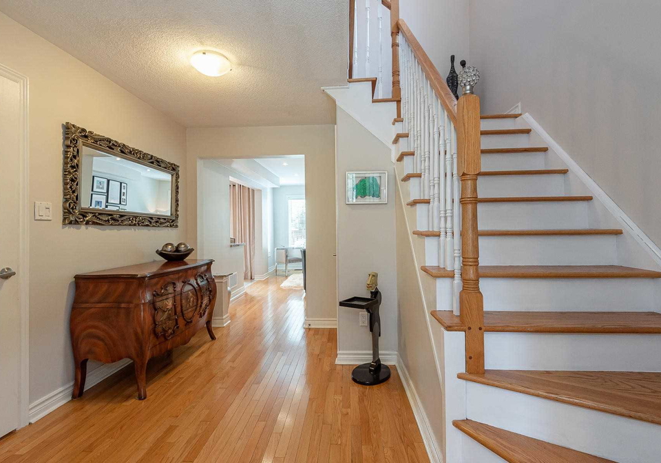 3977-lacman-trail-mississauga-ontario-w4861779