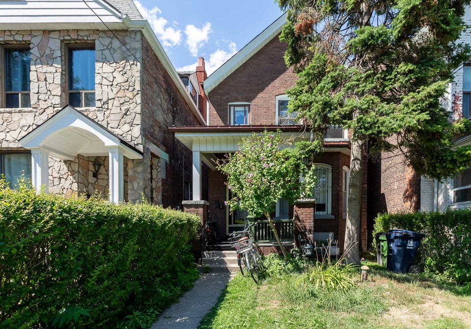 14-seaforth-avenue-toronto-ontario-w4863479