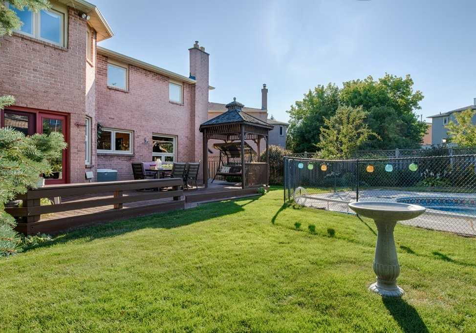 1527-chiddingstone-circle-mississauga-ontario-w4893289