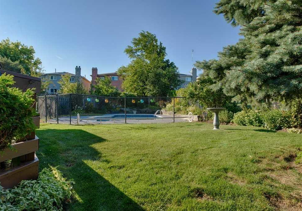 1527-chiddingstone-circle-mississauga-ontario-w4893289