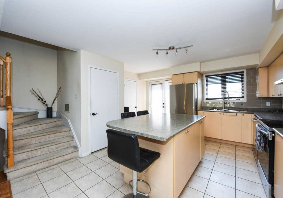 3088-eglinton-avenue-mississauga-ontario-w4897655