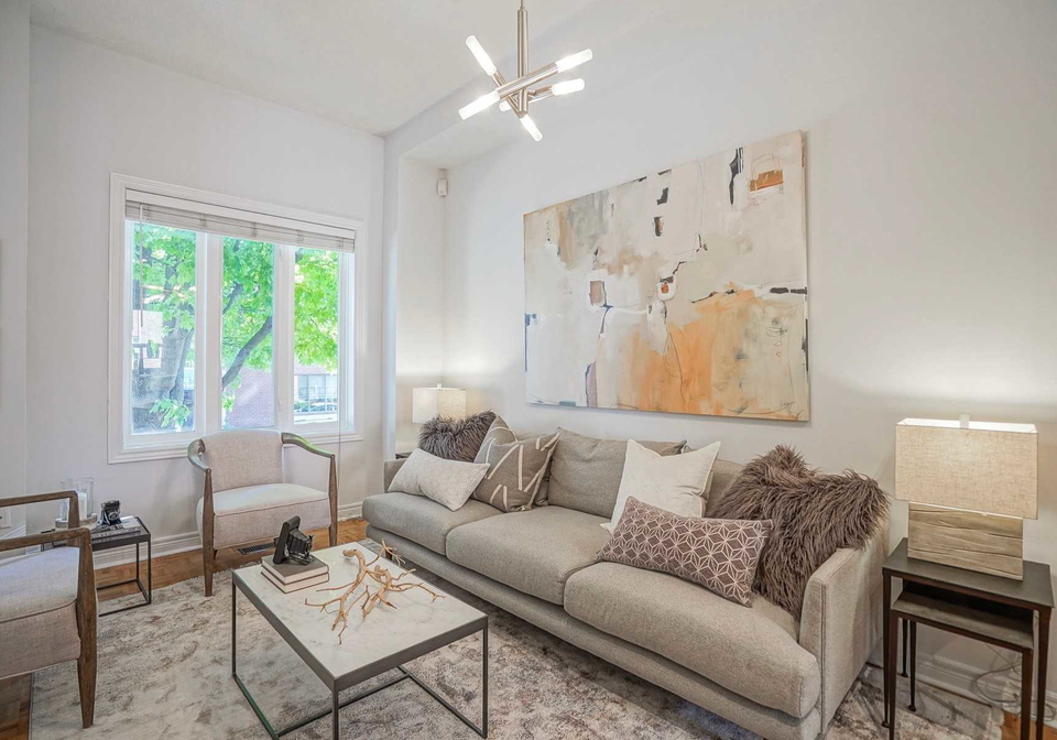 16-lightbourn-avenue-toronto-ontario-w4945057