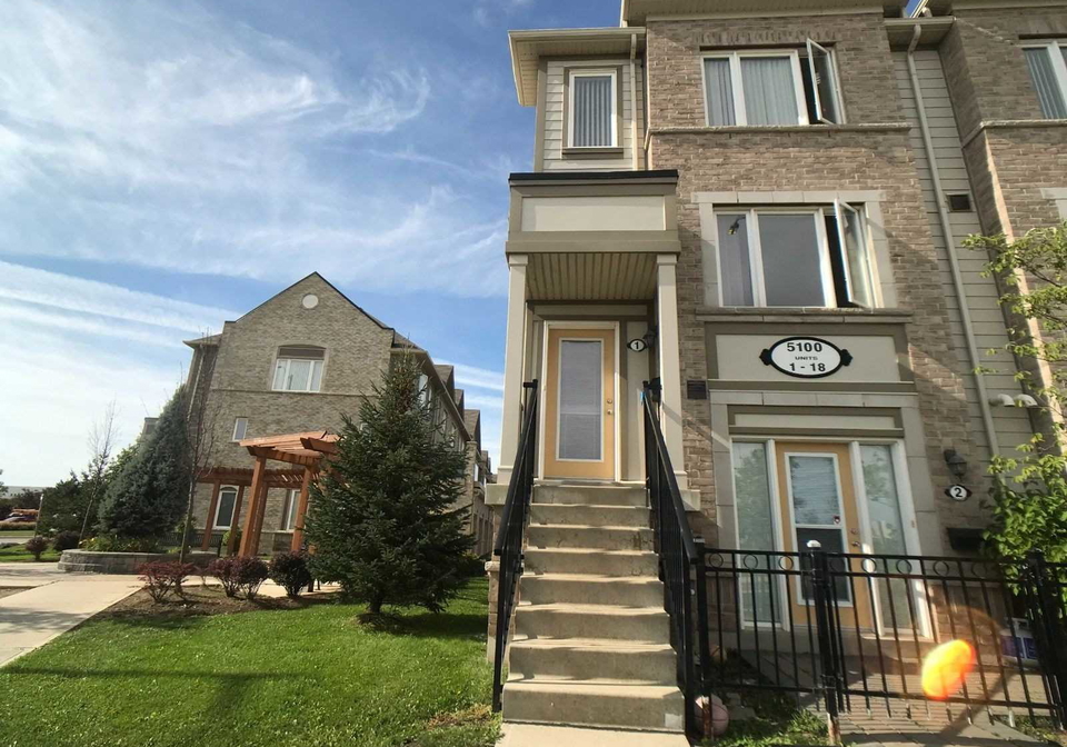 5100-plantation-place-mississauga-ontario-w4961415
