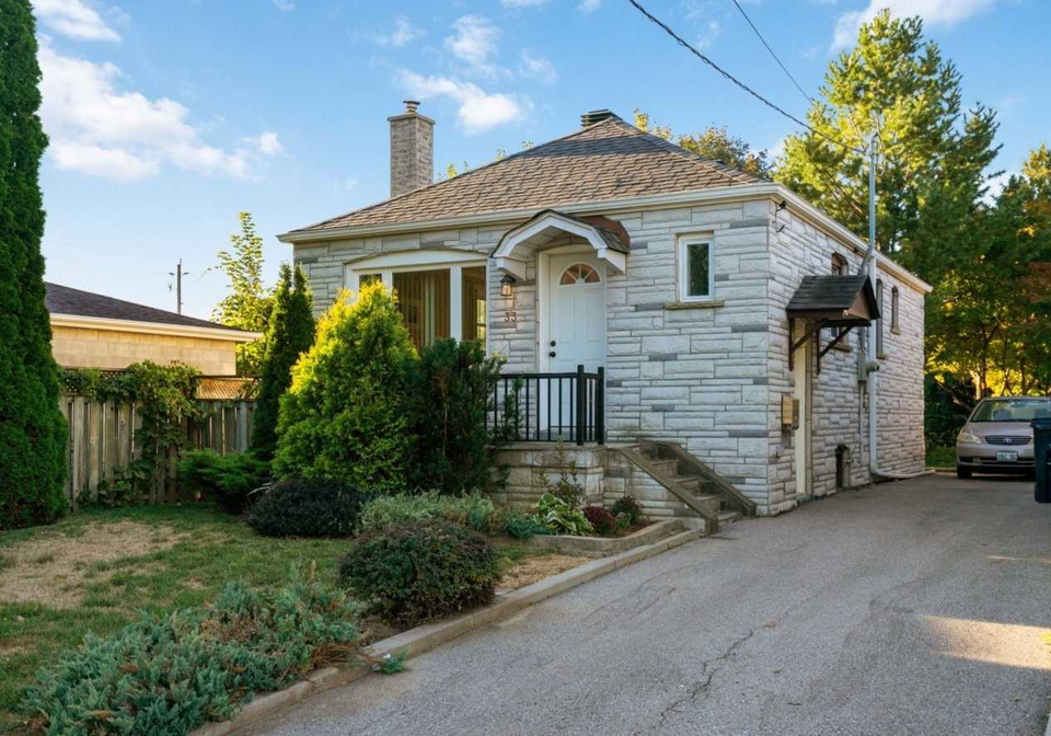 33-juliet-crescent-toronto-ontario-w4976807