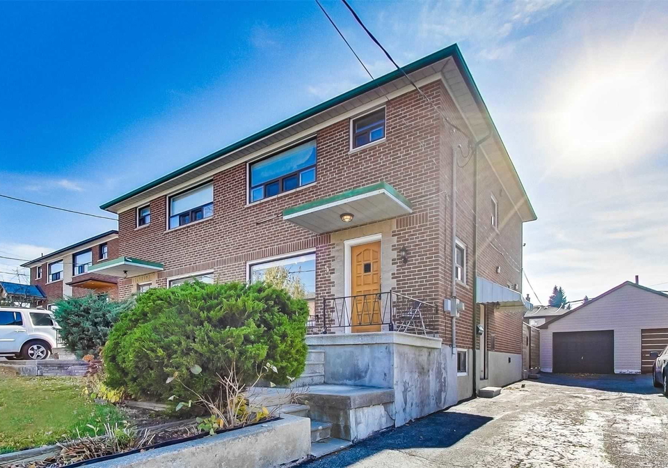 5-woodenhill-court-toronto-ontario-w4986246