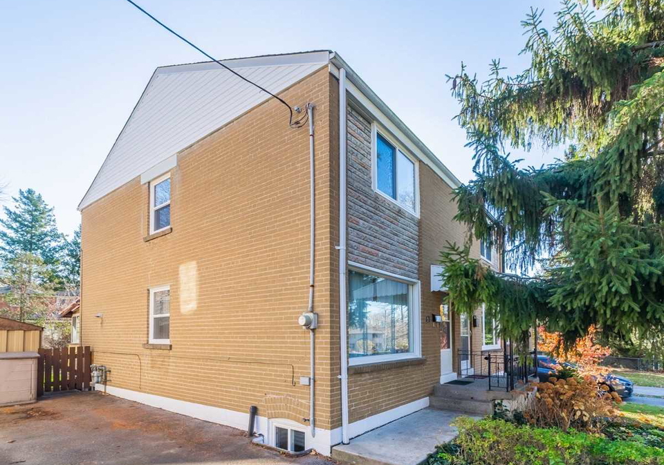 61-skylark-road-toronto-ontario-w4989243