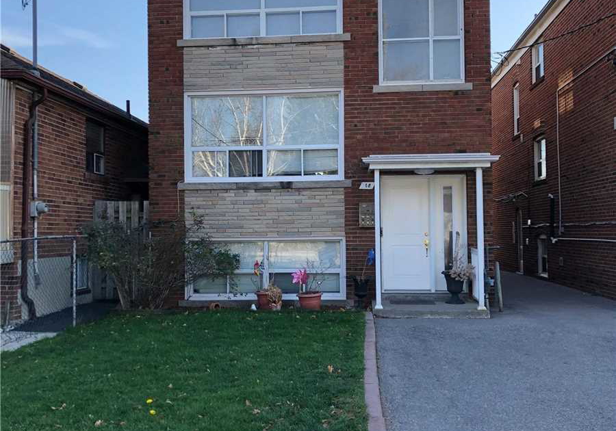 18-avon-drive-toronto-ontario-w4997537