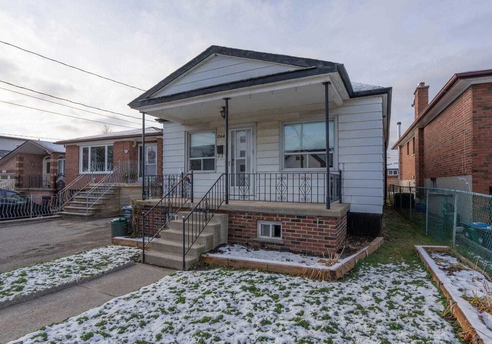 1064-westmount-avenue-mississauga-ontario-w5000744