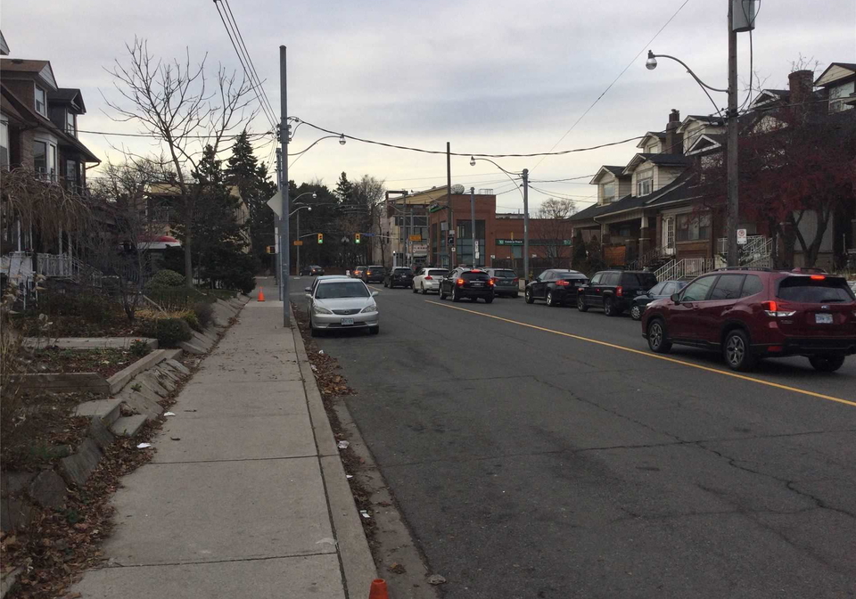 1300-lansdowne-avenue-toronto-ontario-w5003365