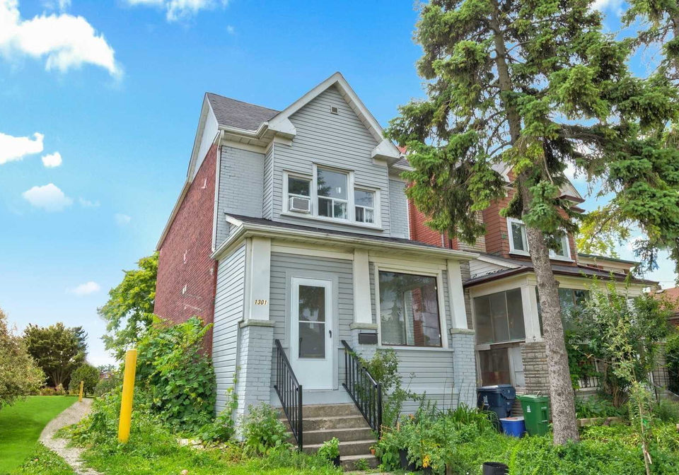 1301-dupont-street-toronto-ontario-w5064630