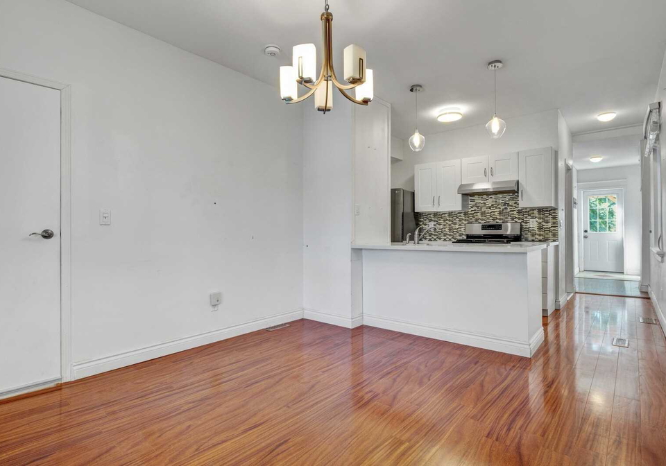 1301-dupont-street-toronto-ontario-w5064630