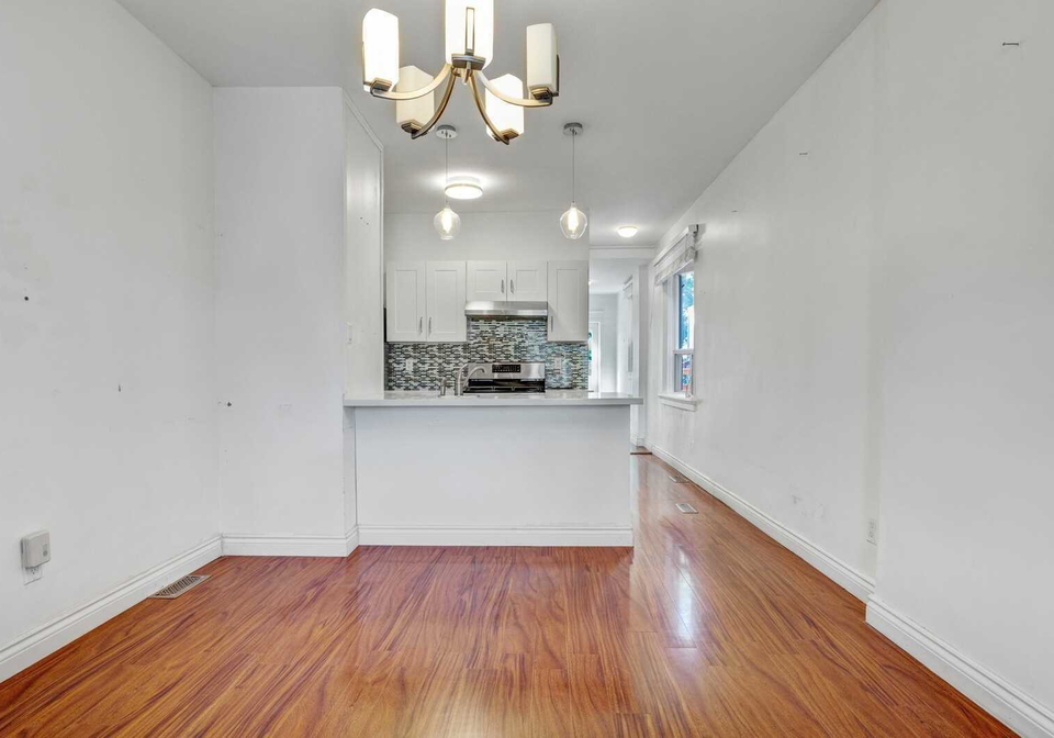 1301-dupont-street-toronto-ontario-w5064630