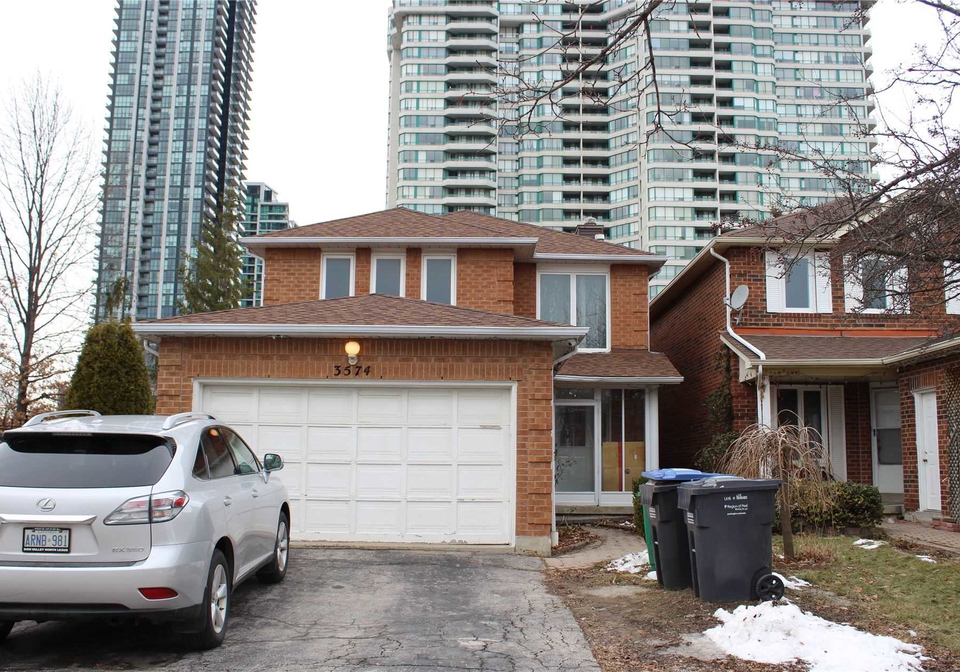 3574-italia-crescent-mississauga-ontario-w5073094