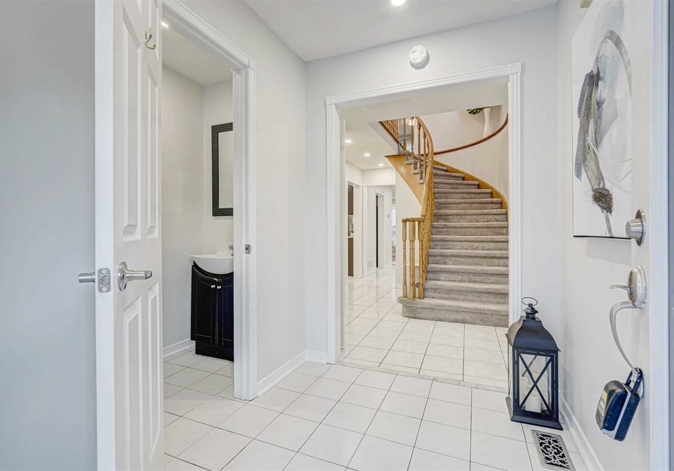 390-wendron-crescent-mississauga-ontario-w5097624