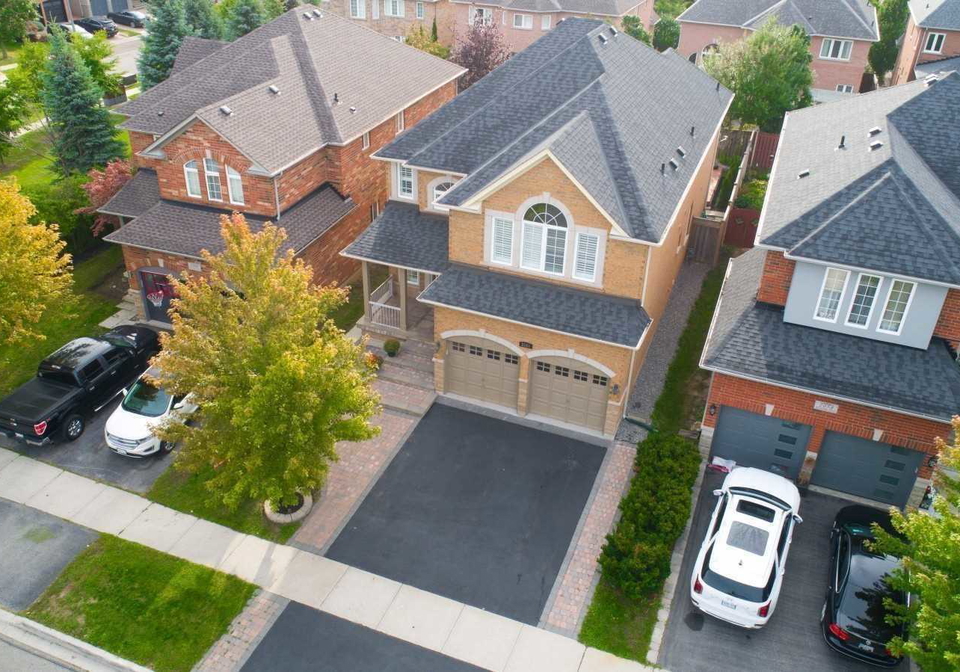 2054-kingsridge-drive-oakville-ontario-w5099190