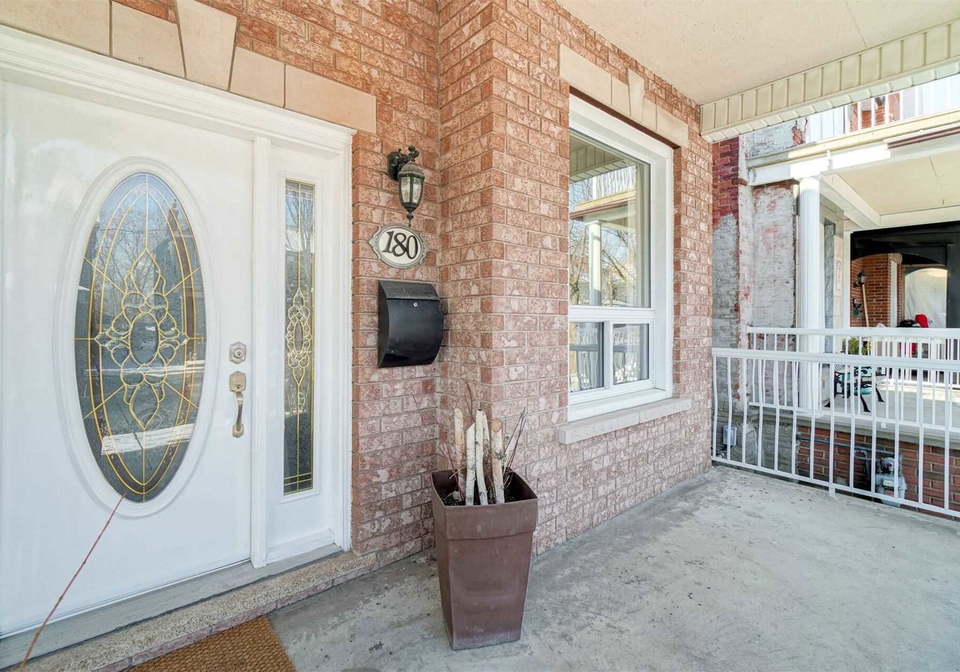 180-lansdowne-avenue-toronto-ontario-w5112440
