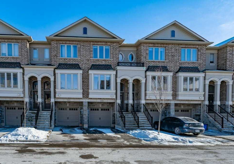 4160-galileo-common-burlington-ontario-w5112973