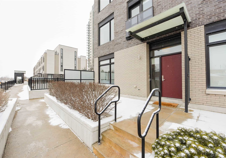 4050-parkside-village-drive-mississauga-ontario-w5118954