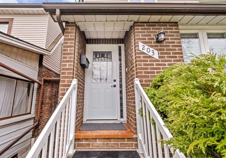 203-caledonia-road-toronto-ontario-w5161466