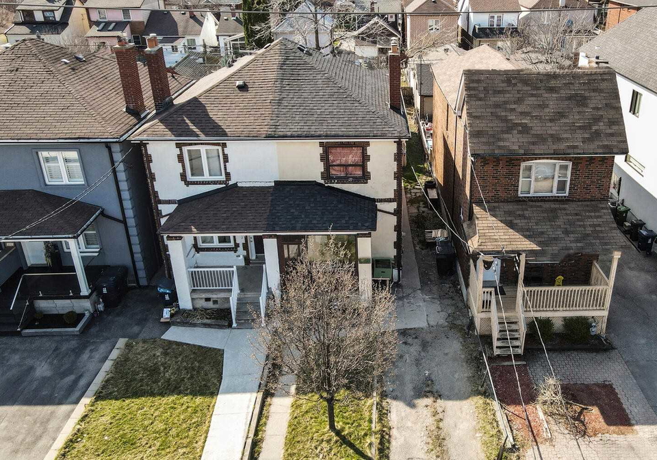 241-dunraven-drive-toronto-ontario-w5182192