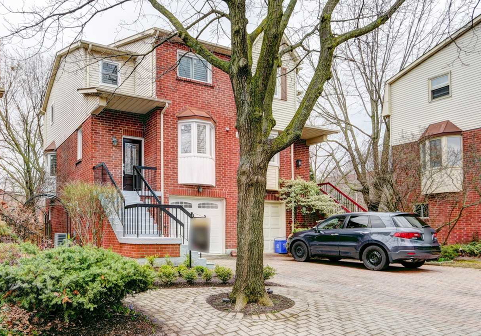 16-normandy-place-oakville-ontario-w5230100