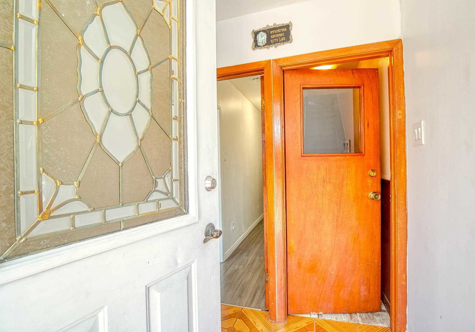 4-northumberland-street-toronto-ontario-w5241140