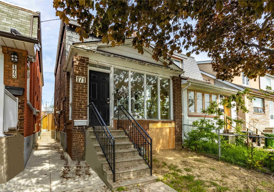 171-gilbert-avenue-toronto-ontario-w5242579