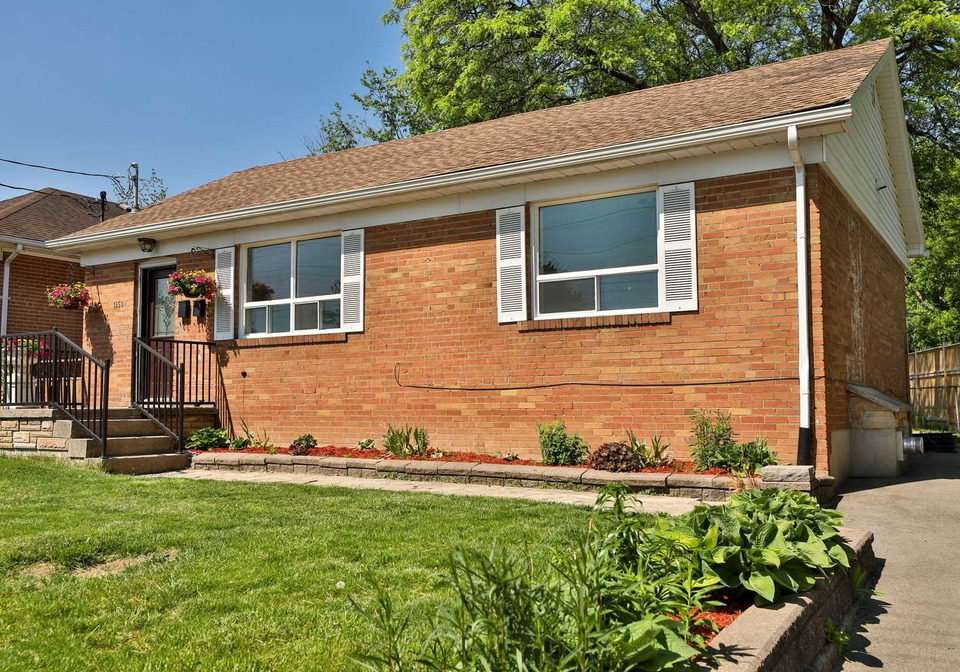 1354-augustine-drive-burlington-ontario-w5252639