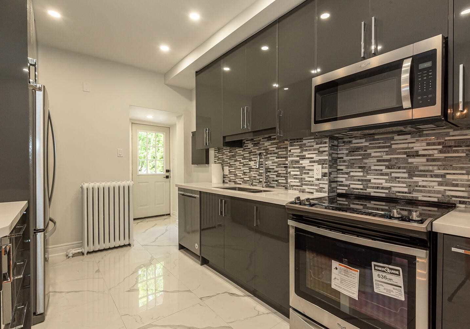 76-glendale-avenue-toronto-ontario-w5282629