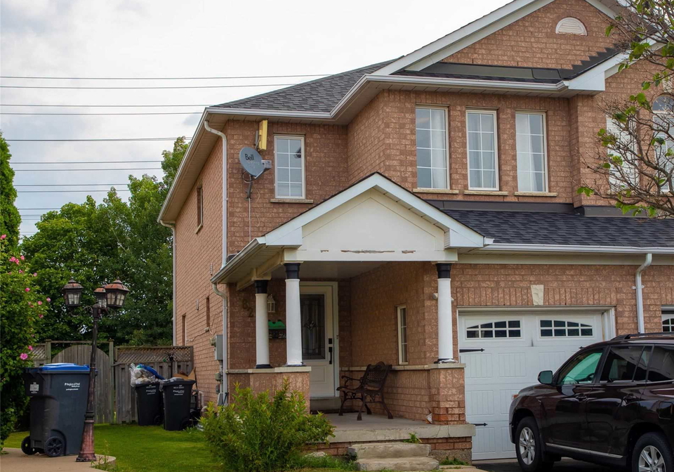 82-olympia-crescent-brampton-ontario-w5339480