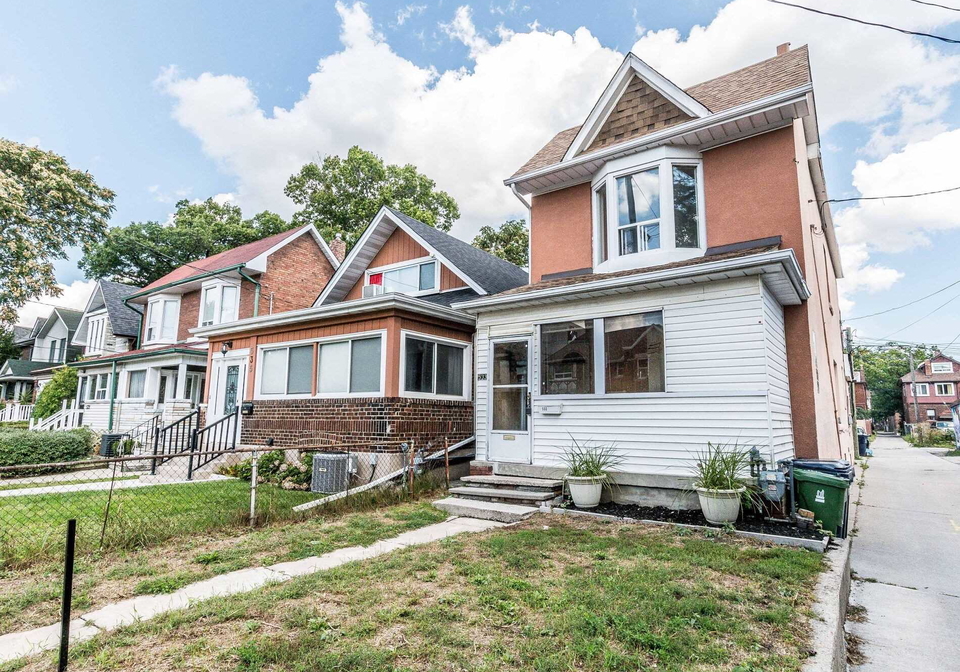 533-beresford-avenue-toronto-ontario-w5365586