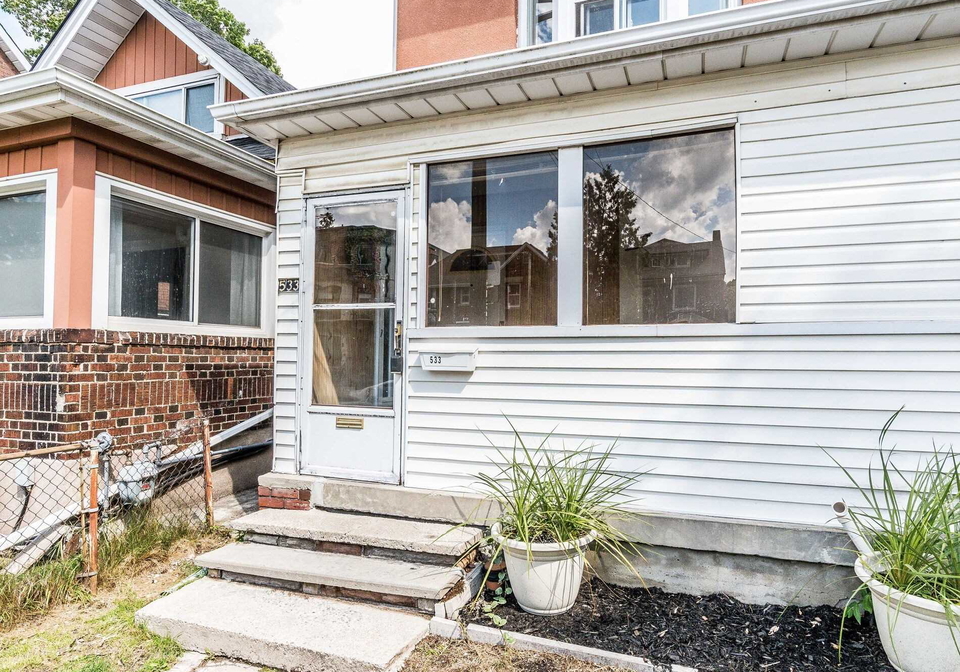 533-beresford-avenue-toronto-ontario-w5365586