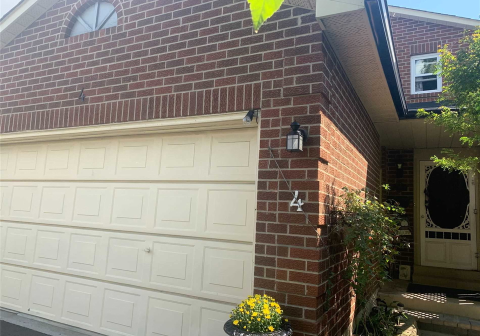 4-laurier-avenue-milton-ontario-w5367653