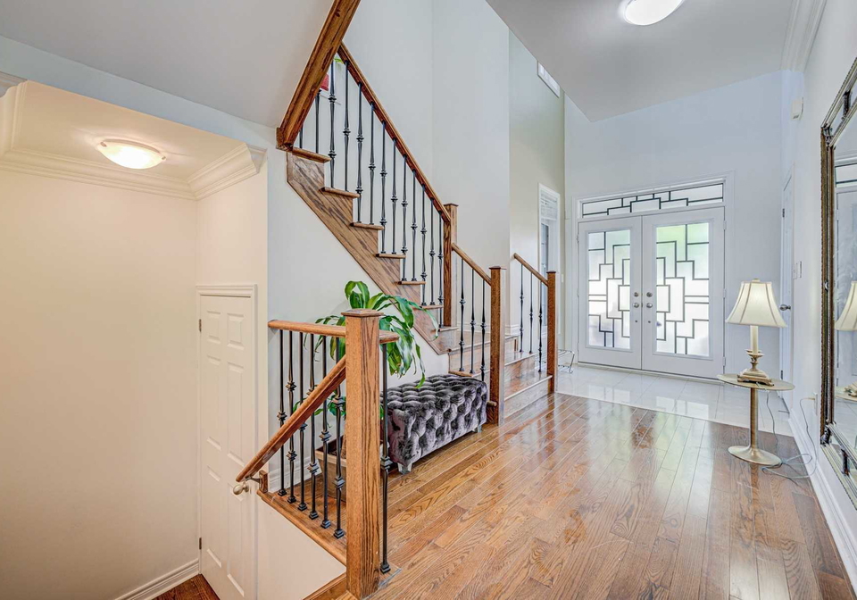 3253-liptay-avenue-oakville-ontario-w5374689