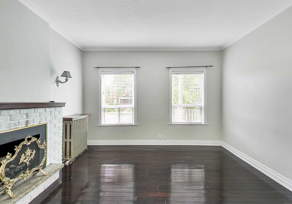 210-humberside-avenue-toronto-ontario-w5378774