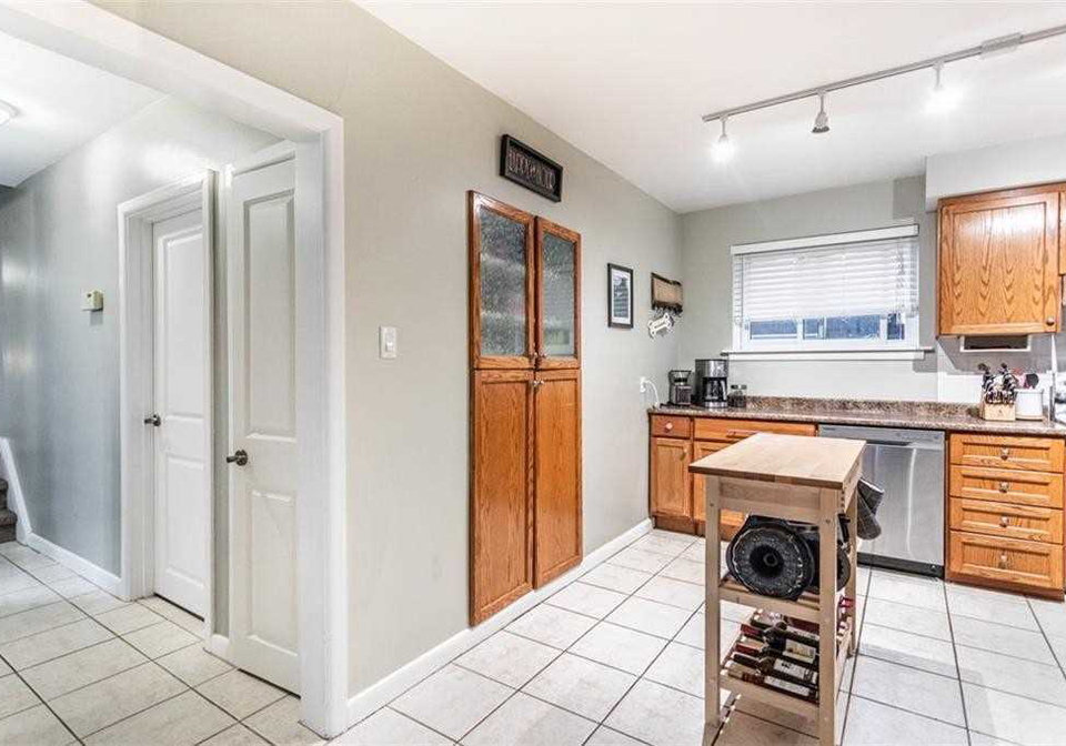2280-mountainside-drive-burlington-ontario-w5411229