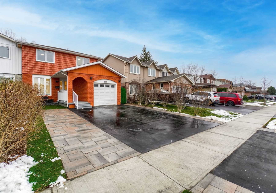 880-stainton-drive-mississauga-ontario-w5462621