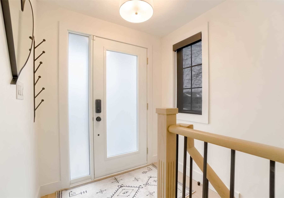 852-st-clarens-avenue-toronto-ontario-w5465524