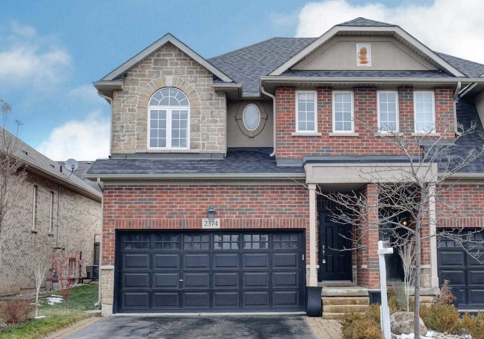 2374-stone-glen-crescent-oakville-ontario-w5470796