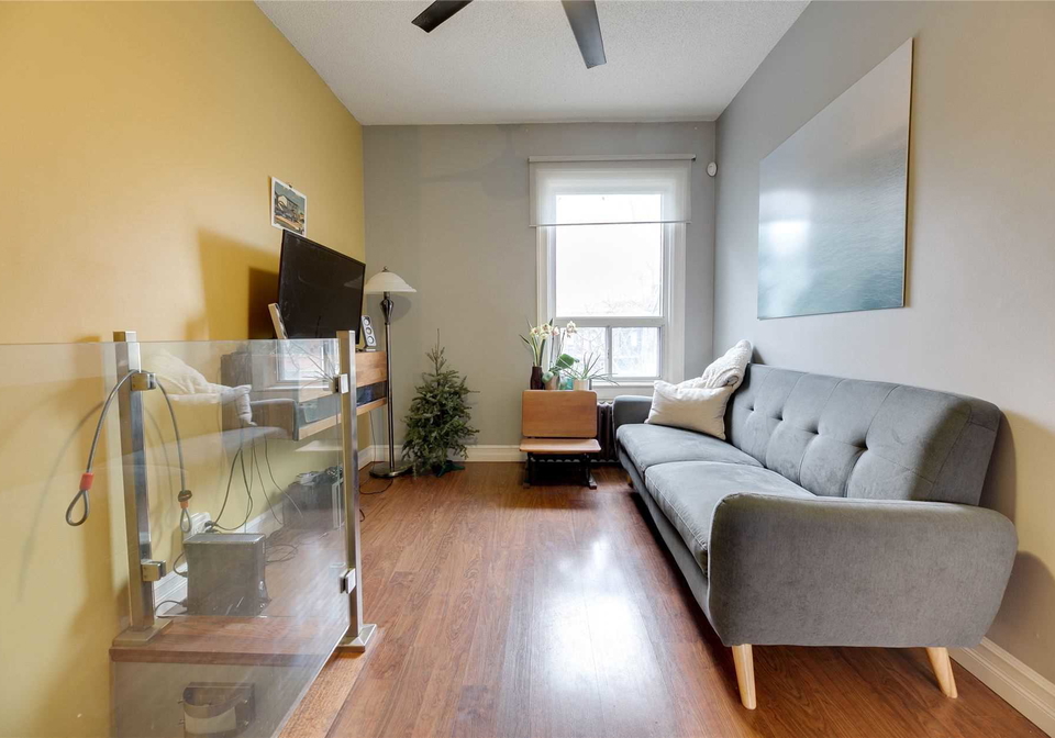 3252-dundas-street-w-toronto-ontario-w5474648