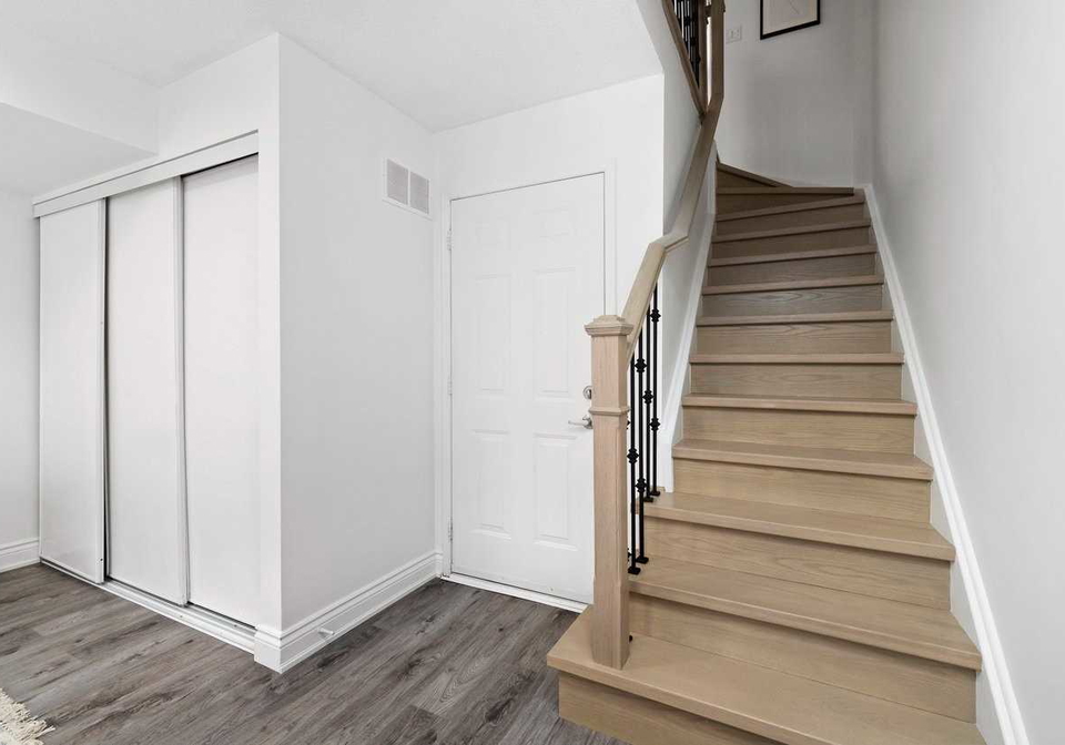 39-pear-tree-mews-toronto-ontario-w5486924