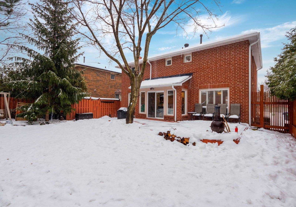 40-barr-crescent-brampton-ontario-w5489044