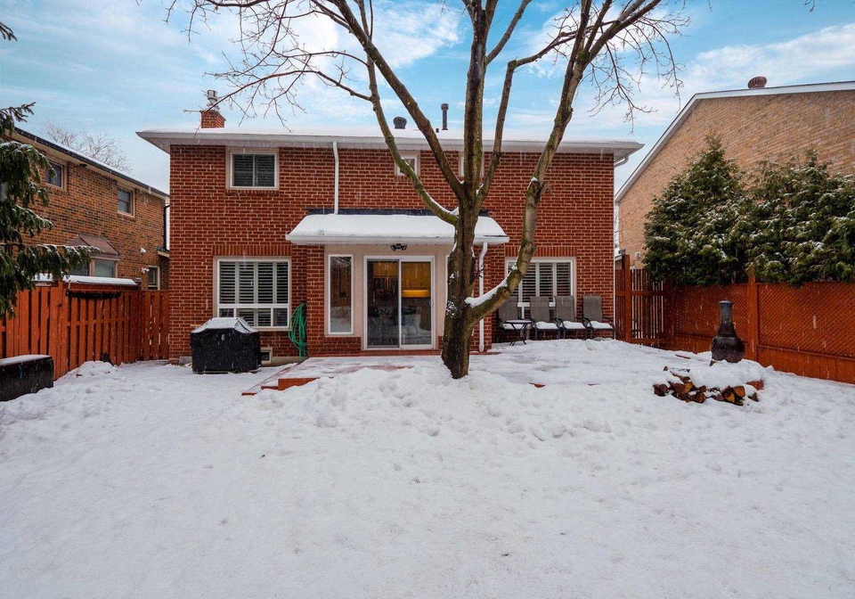 40-barr-crescent-brampton-ontario-w5489044