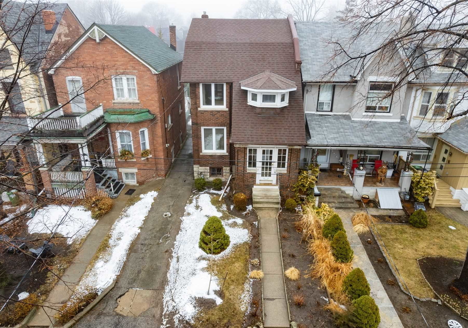 168-pearson-avenue-toronto-ontario-w5539773