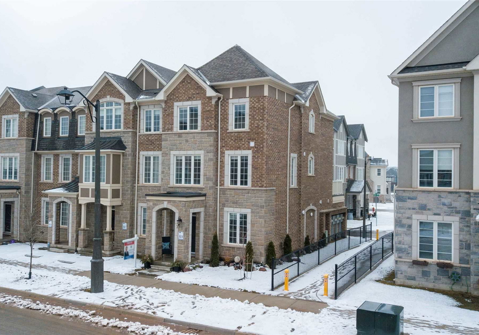 3314-carding-mill-trail-oakville-ontario-w5545443