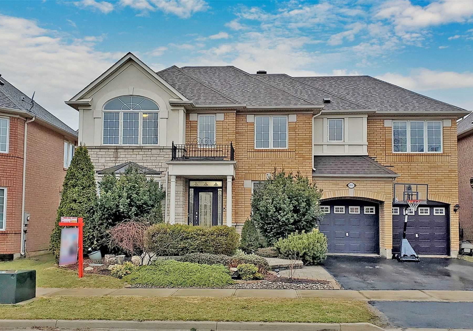 2072-ashmore-drive-oakville-ontario-w5549315