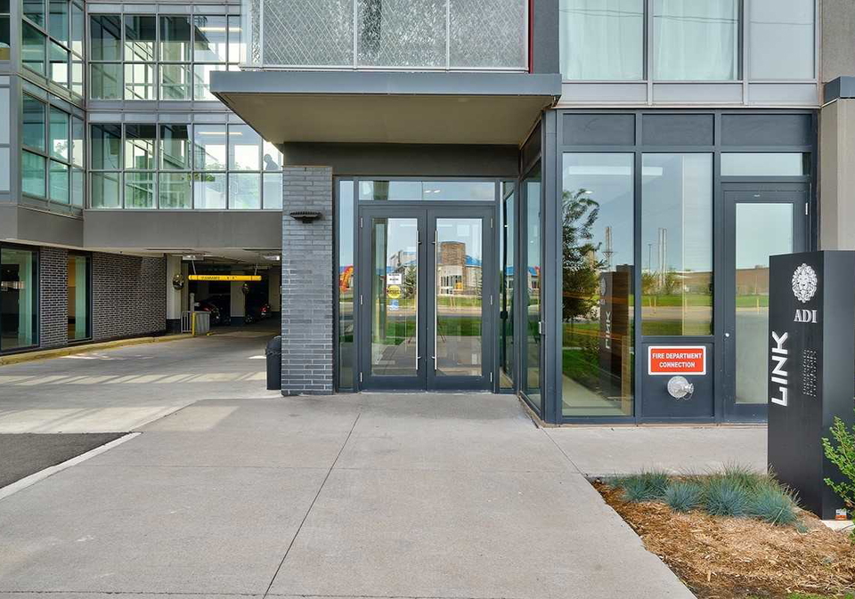 5230-dundas-street-w-burlington-ontario-w5556034