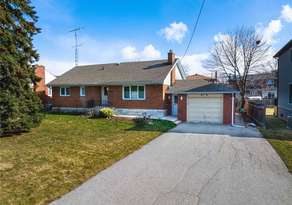 2577-whaley-drive-mississauga-ontario-w5557579