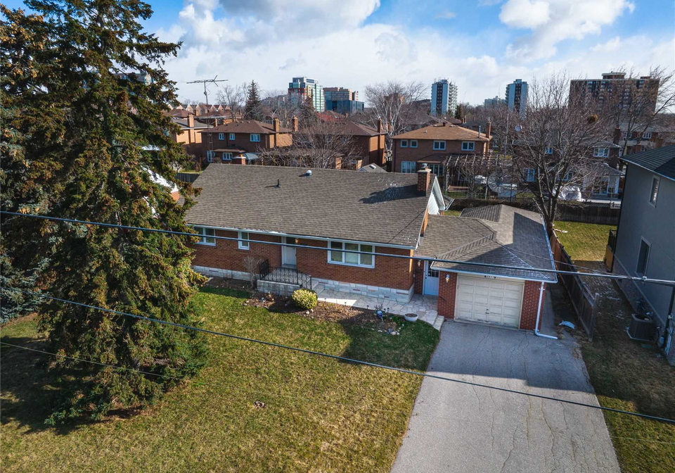 2577-whaley-drive-mississauga-ontario-w5557579