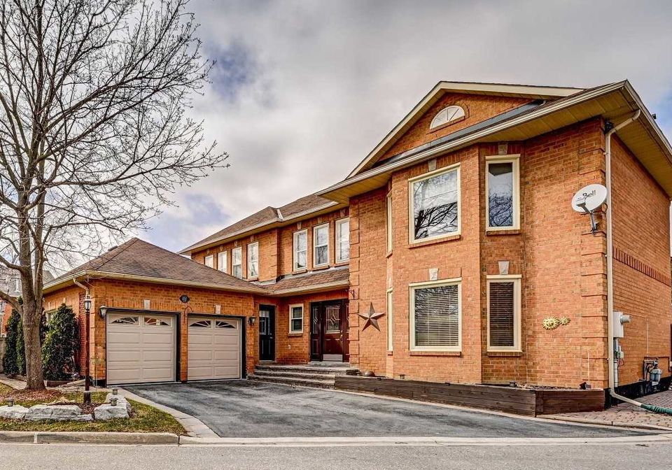 6713-mockingbird-lane-mississauga-ontario-w5567454